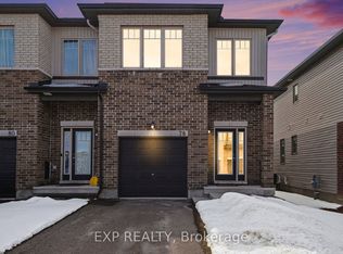 78 Rallidale St, Ottawa, ON K1X0G7