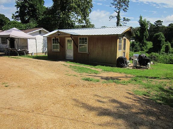 3rd image of 7064 Highway 51