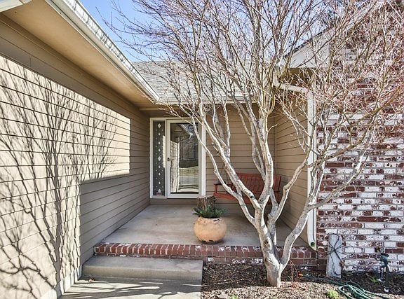 2nd image of 6984 E Odessa St