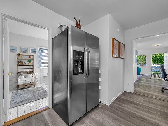 5th image of 117 23rd St #1