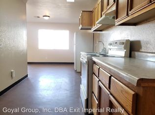 564 Adams Ave APT 8, El Centro, CA 92243