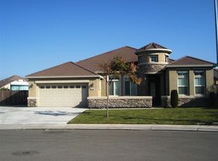 1099 Athens St, Manteca, CA 95337