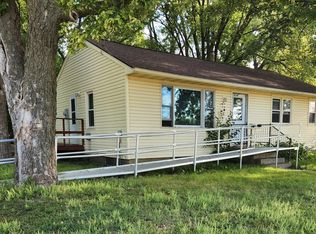 324 W College Dr, Marshall, MN 56258