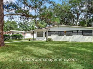 4639 Herta Rd, Jacksonville, FL 32210