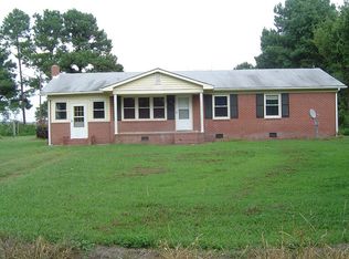 52 Water Tower Rd, Fairfield, NC 27826