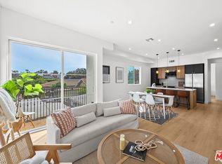 2326 S Dunsmuir Ave, Los Angeles, CA 90016