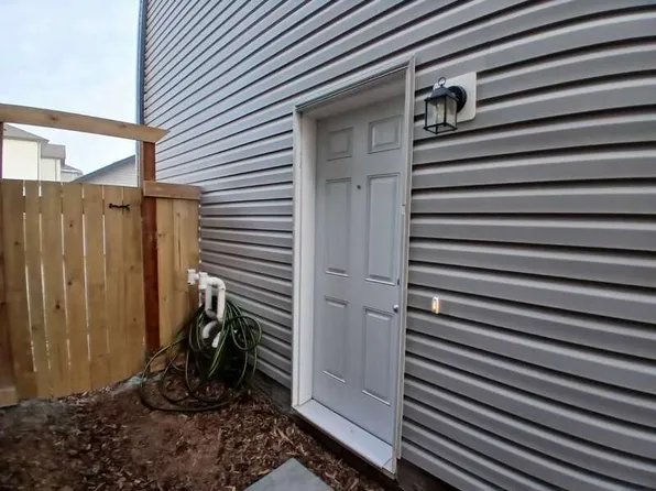 20940 19th Ave NW, Edmonton, AB T6M 1R6
