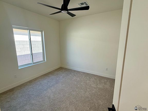 5th image of 10725 E 46th Pl