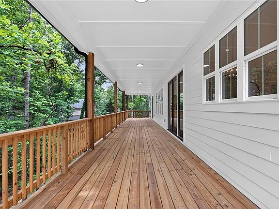 3rd image of 4299 Forest Pl