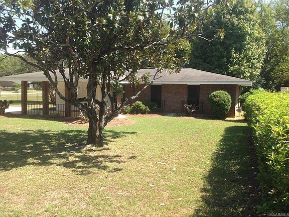 3rd image of 372 Oakwild Dr