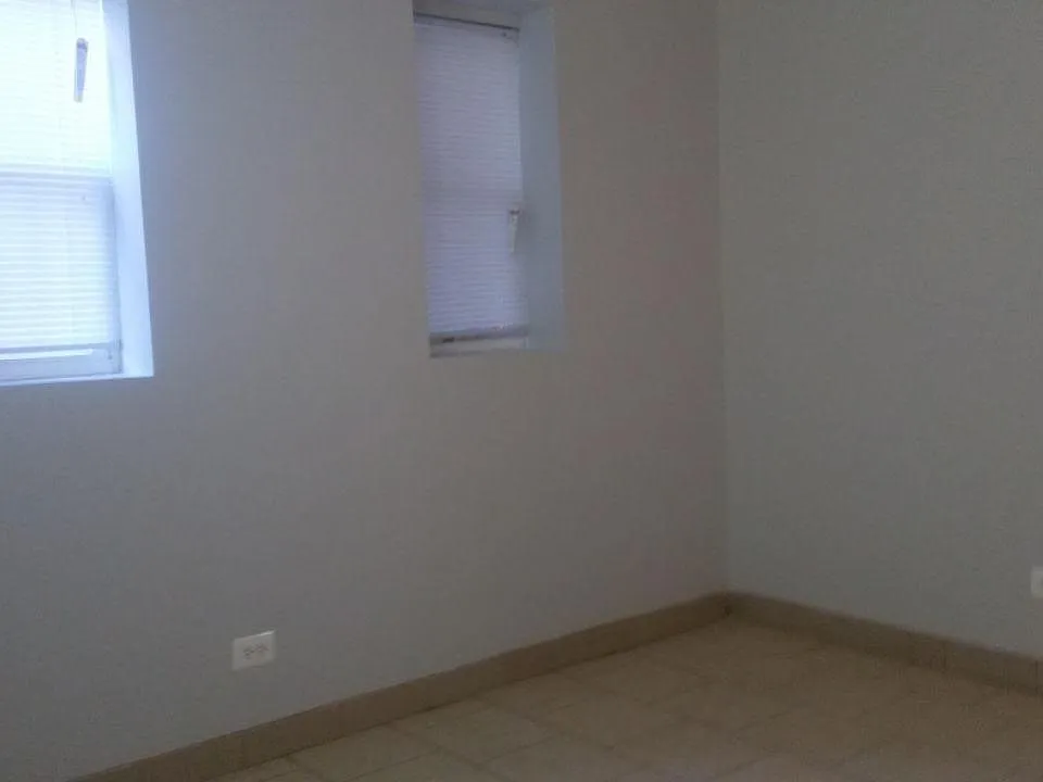 Building Photo 3