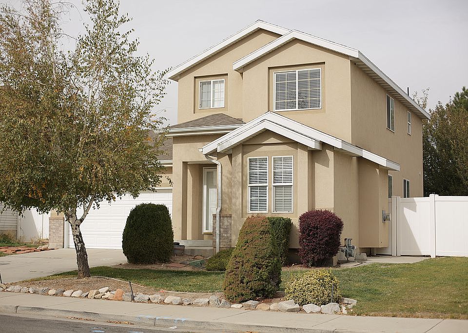 1st image of 3348 W Brookway Dr