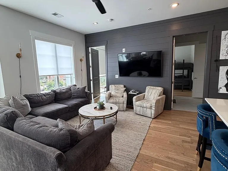 119 Acklen Park Dr #204 — Photo 7