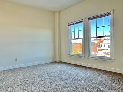 212 Middle Street - 303 — Photo 3