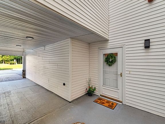 5th image of 116 Whisper Way East