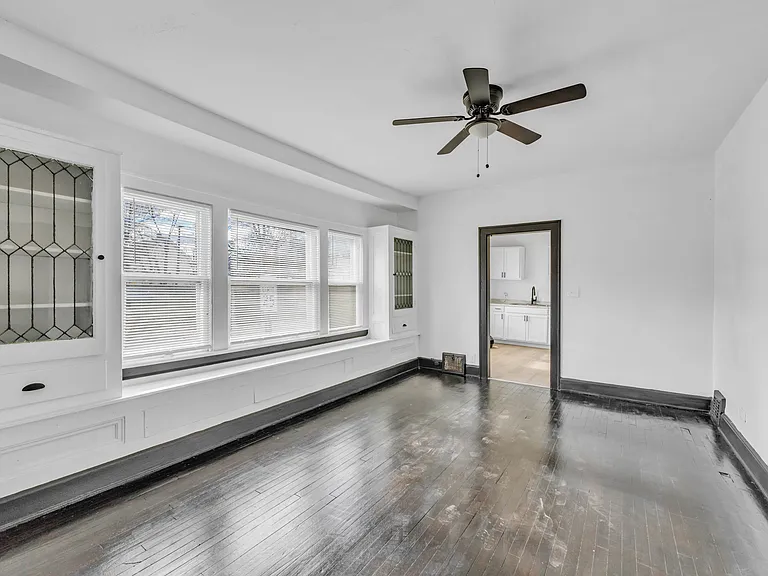3058 E 116th St #DN — Photo 4