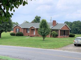 2723 Clingman Rd, Ronda, NC 28670