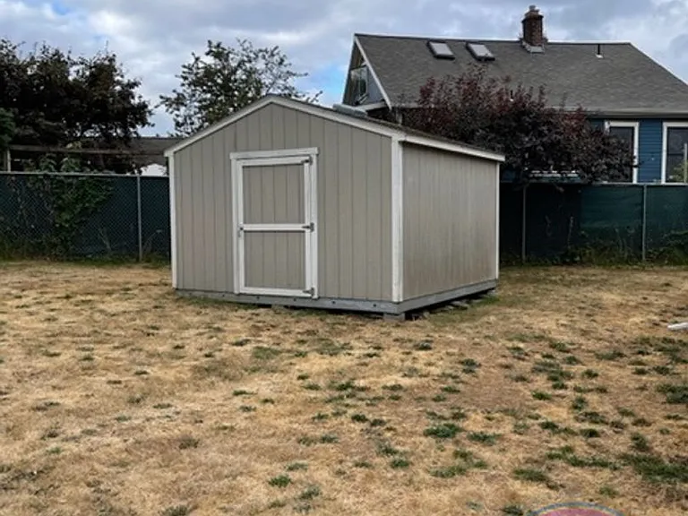 1234 NE Highland St — Photo 10