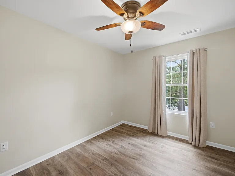 5109 Glenwood Way — Photo 24