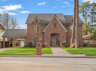 6710 Blue Hills Rd, Houston, TX 77069