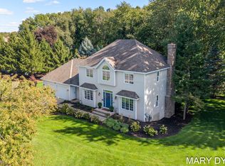 145 Bay Meadows Dr, Holland, MI