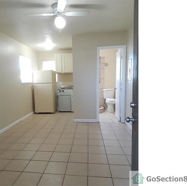 2nd image of 1497 W 34th St APT 2