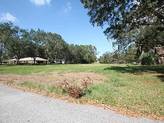 3rd image of 14125 Lake Tilden Blvd