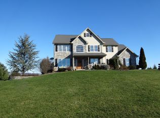 77 Jamestown Rd, Shippensburg, PA 17257