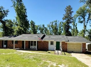 2109 N Maple Dr, Vidalia, GA 30474