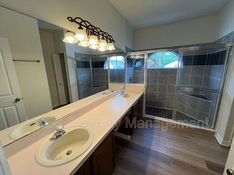 1605 Slash Pine Pl — Photo 5