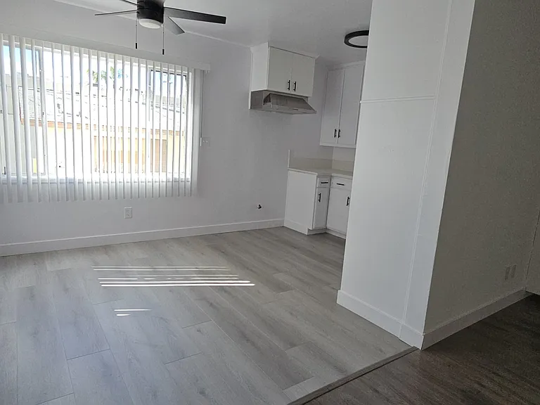 6333 Coldwater Canyon Ave #6 — Photo 4