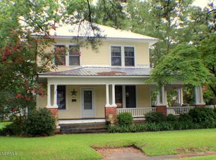 401 N Charlotte St, Washington, NC 27889