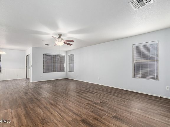 3rd image of 8527 E LINDNER Avenue