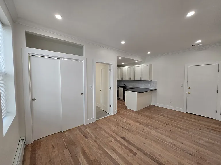 46 Brighton Ave #4 — Photo 5