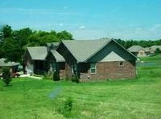 10177 Cahocia Cir, Miami, OK 74354