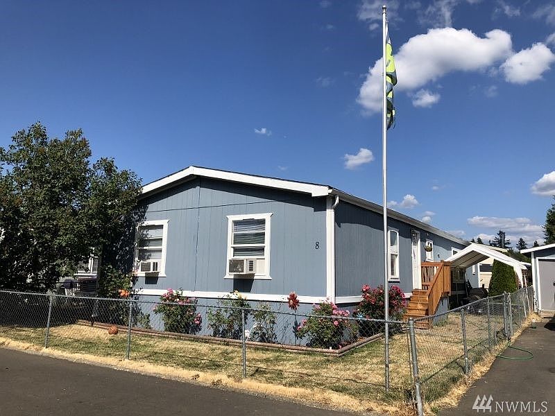 1st image of 401 37th St SE Unit 8