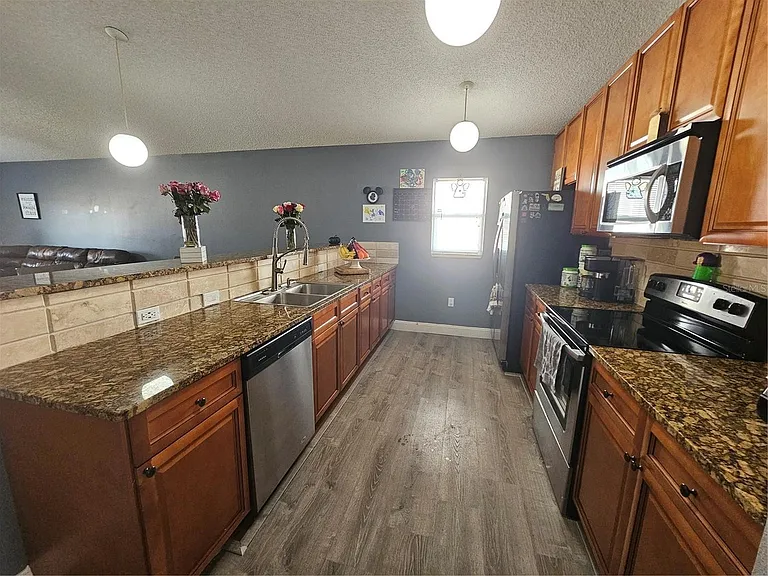 1688 Bavon Dr — Photo 25
