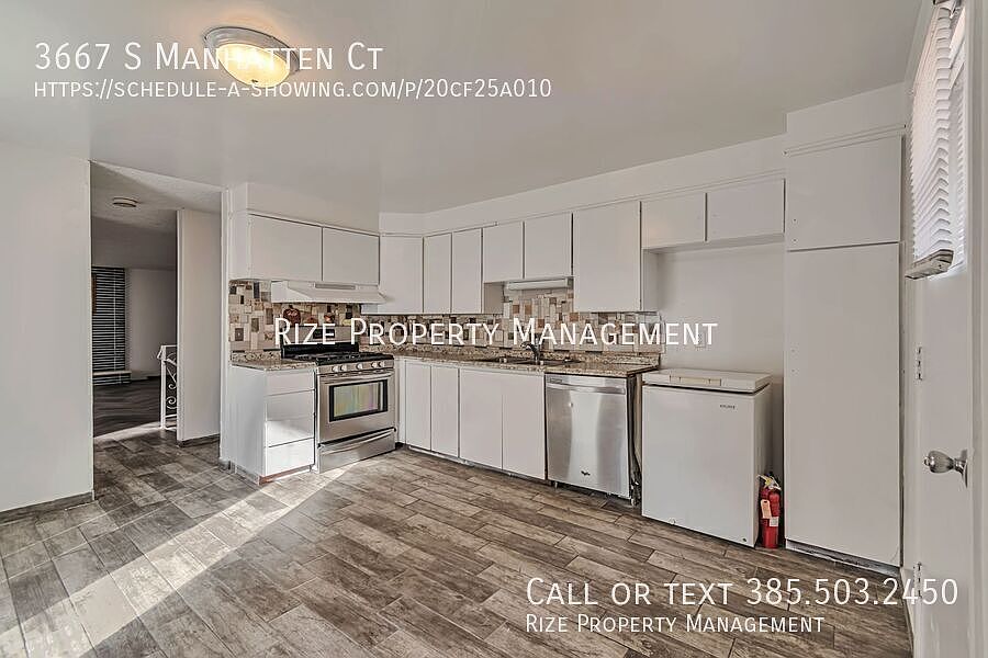 1st image of 3667 S Manhatten Dr