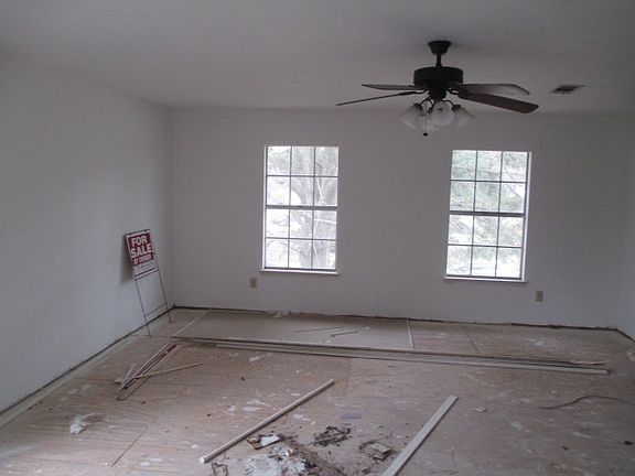 4th image of 5703 Flax Bourton St
