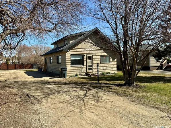 106 2nd AVENUE SE, Norquay, SK S0A 2V0