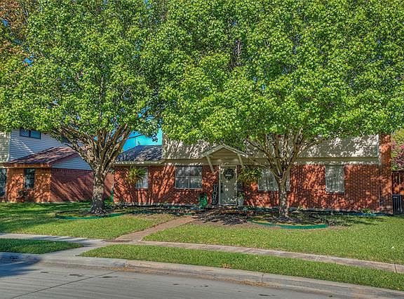 3rd image of 3607 Byrd Dr