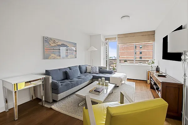 Rented by Compass | media 11