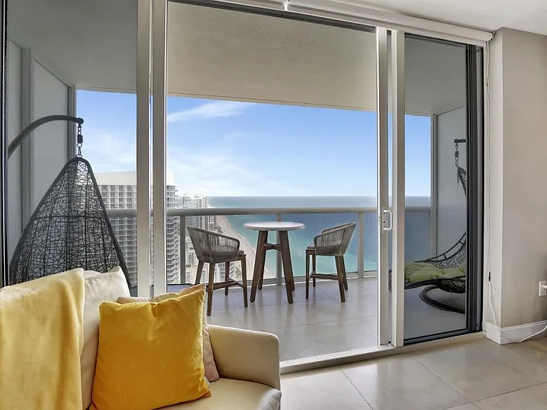 1830 S Ocean Dr #4612 — Photo 1