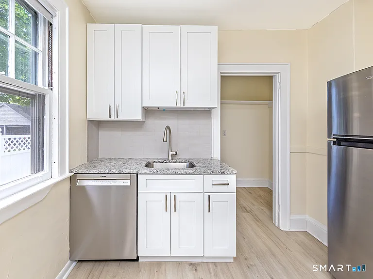 89 Maplewood Ave #1 — Photo 15