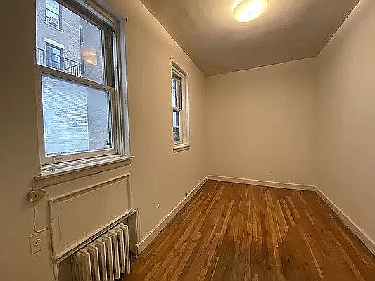 2nd image of 306 W 109th St APT 3B