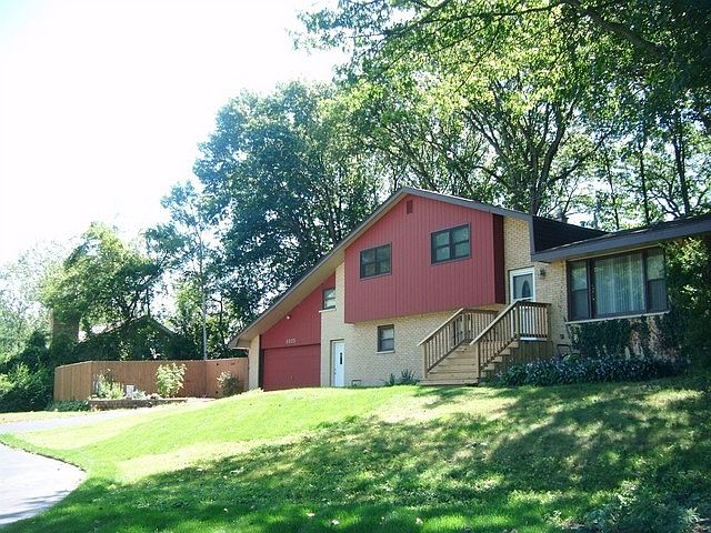 1st image of 8925 W 99th Pl