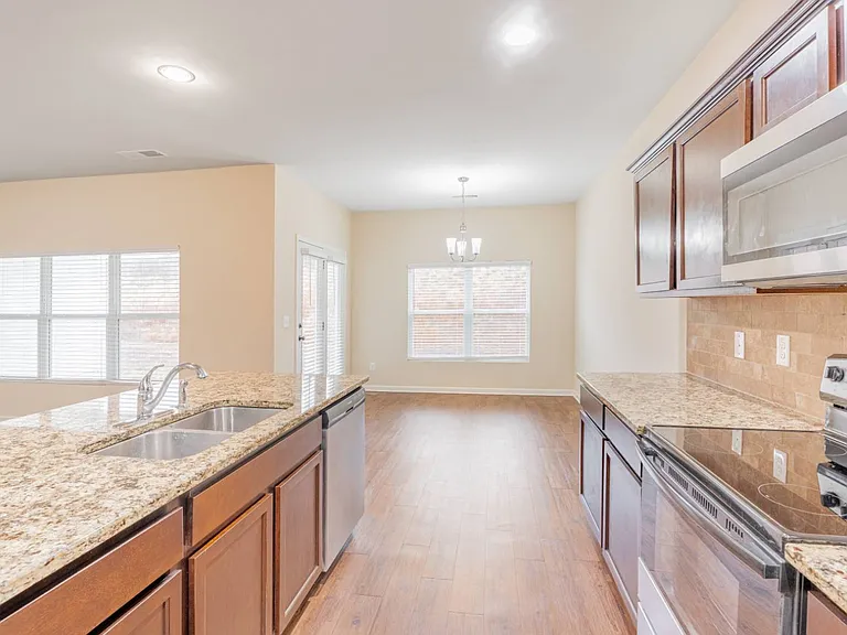 6130 Mahogany Ter — Photo 12