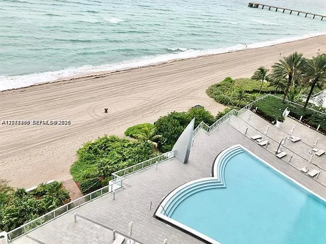 Jade Ocean Condo — Photo 3