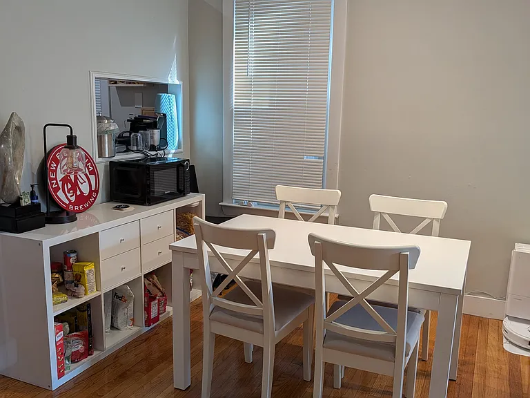 216 Columbia St #1 — Photo 3