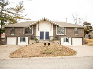 1419 SW Sunset St, Blue Springs, MO 64015